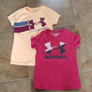 2 Y Small under armour loose fit shirts